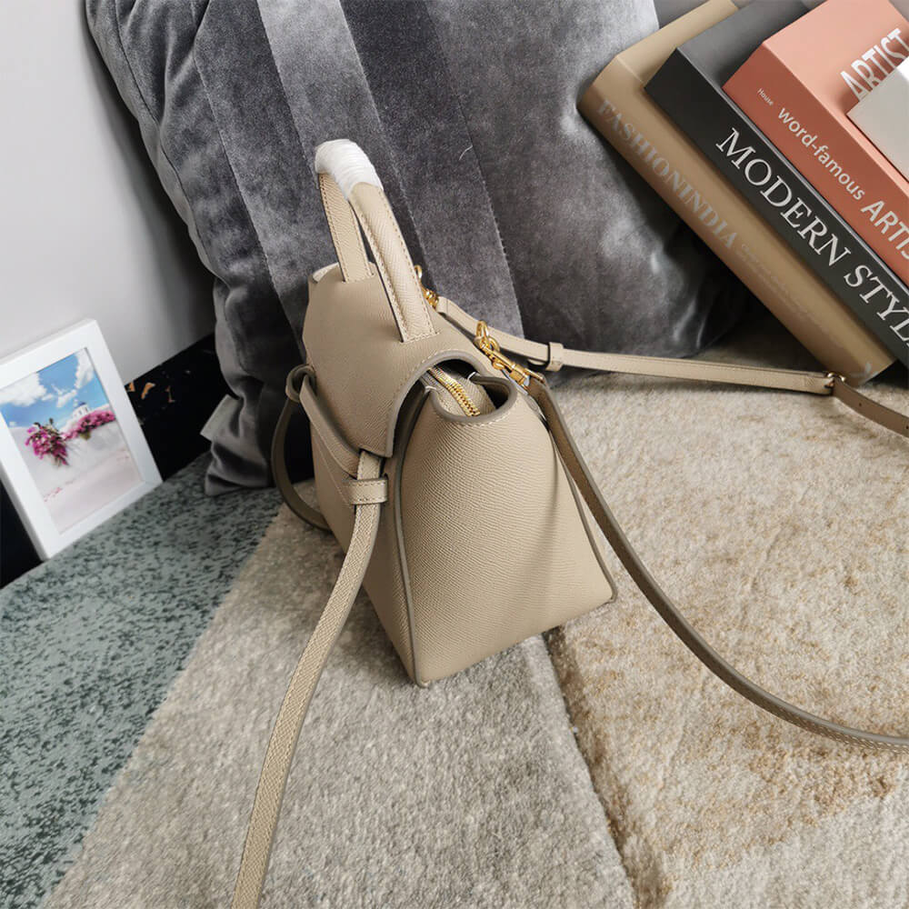 Ce**e nano belt bag