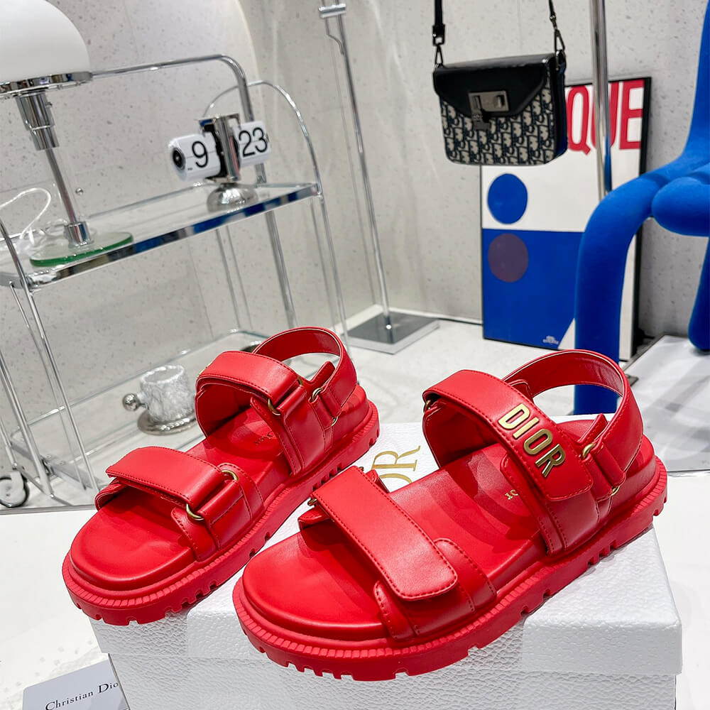 D*oract sandal
