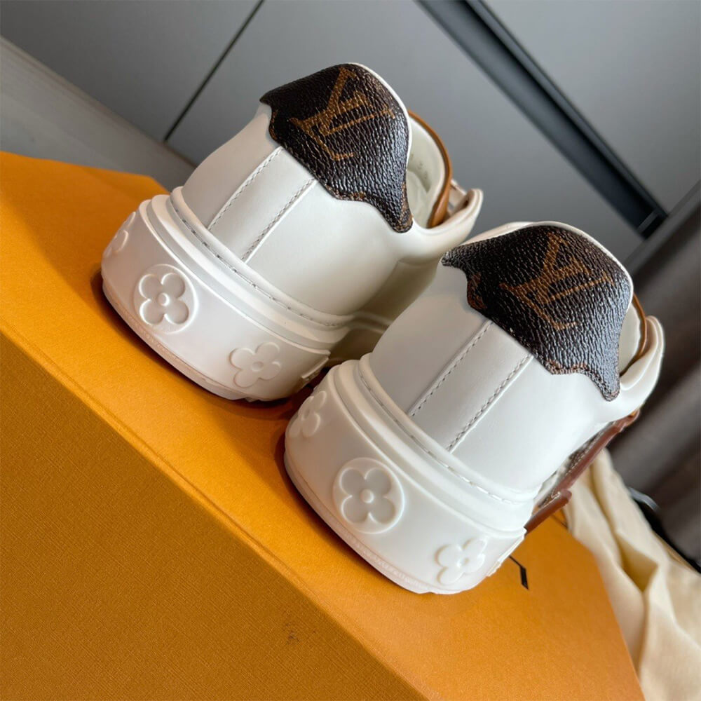TIME OUT SNEAKER