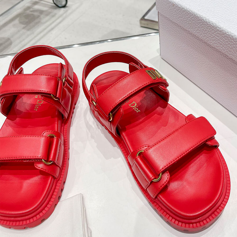 D*oract sandal