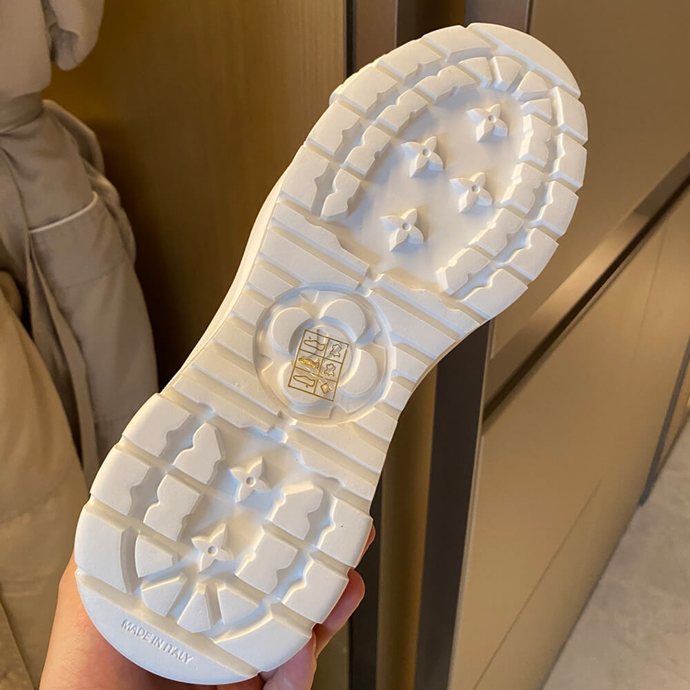LV SQUAD SNEAKER