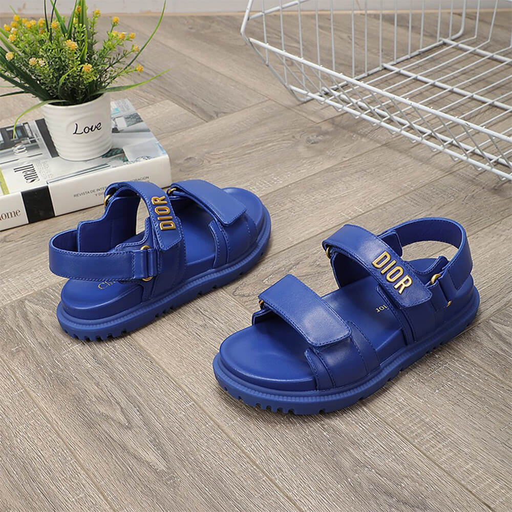 D*oract sandal