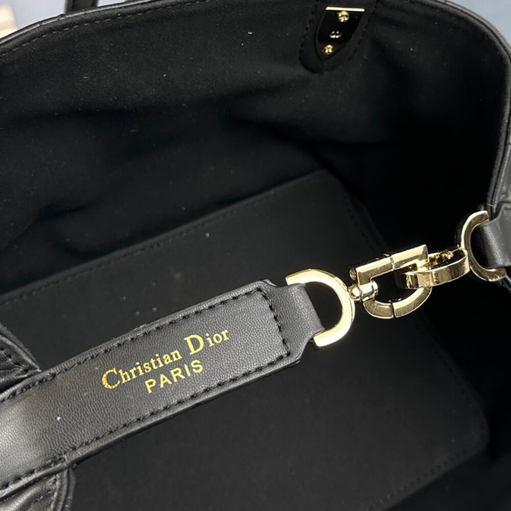 small D*or toujours bag