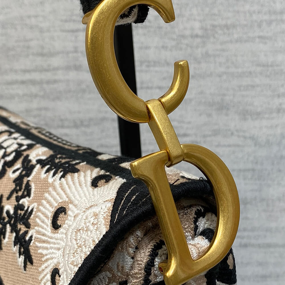 D*or saddle bag