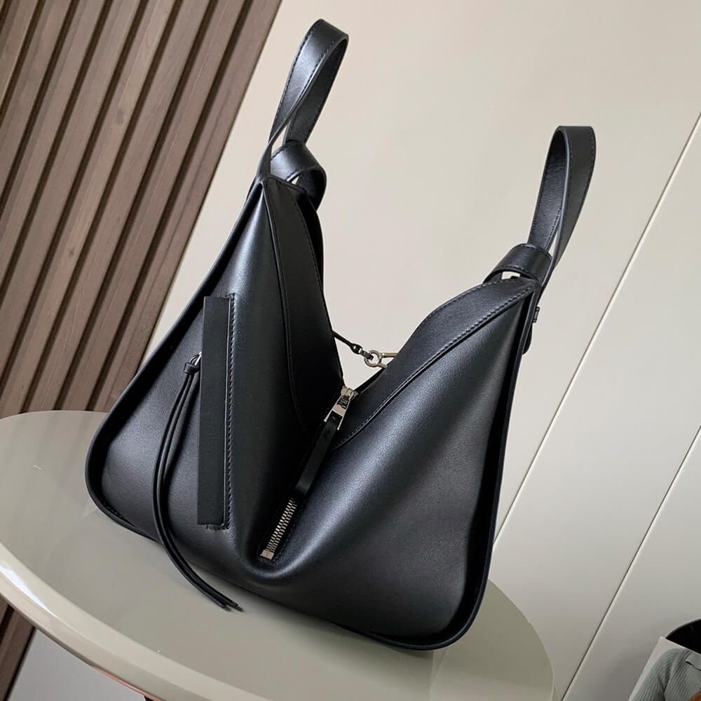 LOEWE Small Hammock bag in classic calfskin