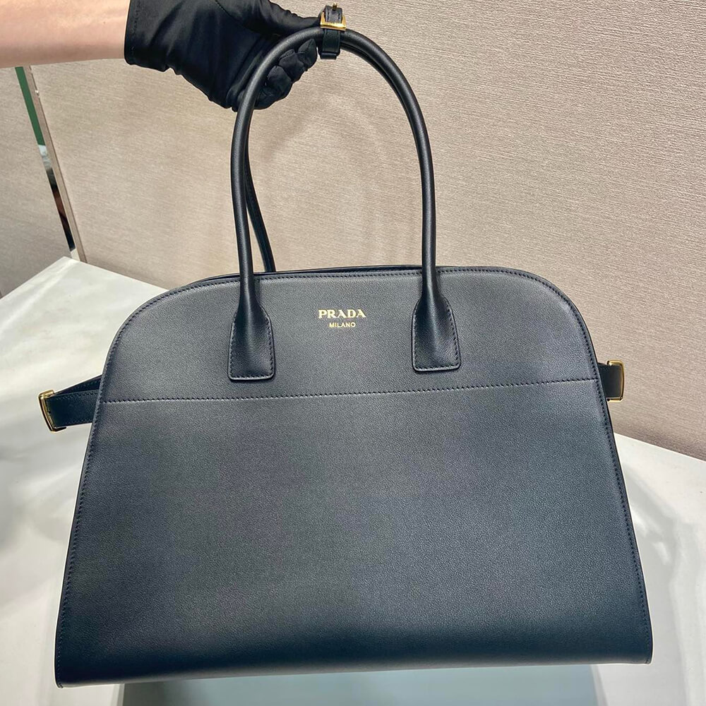 Pra*a large leather tote bag(high-end grade)