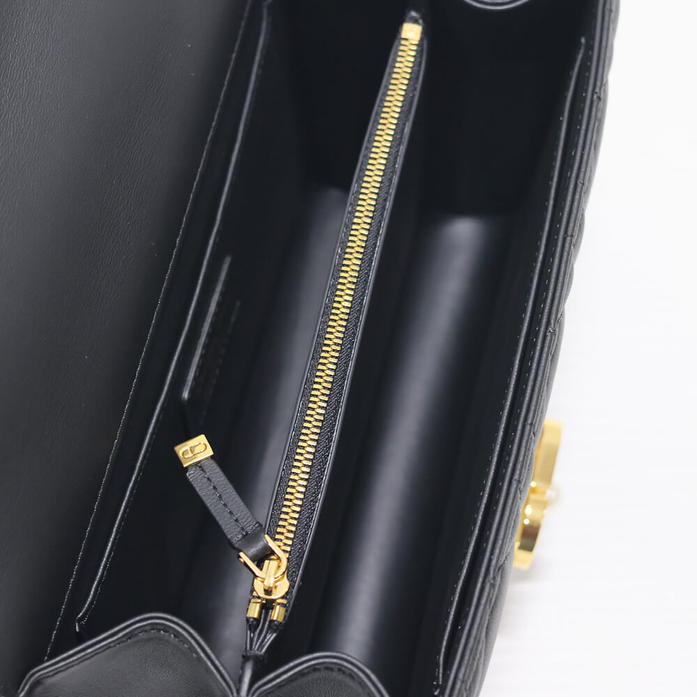 medium D*or ange bag