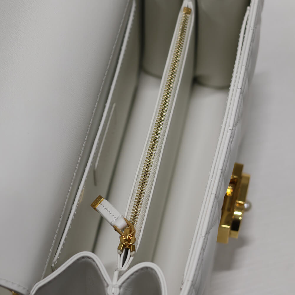 medium D*or ange bag