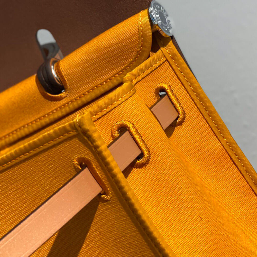 H**mes herbag zip 31 bag