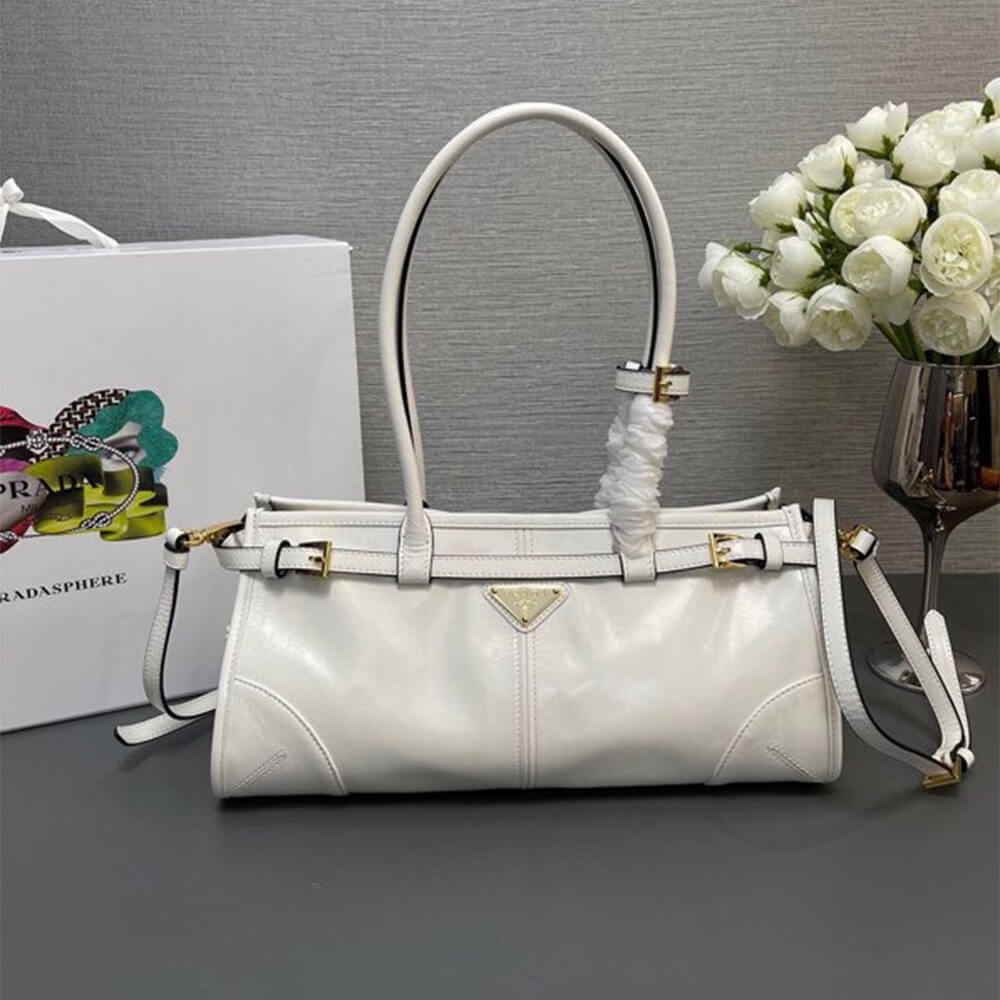 Pra*a medium leather handbag(high-end grade)