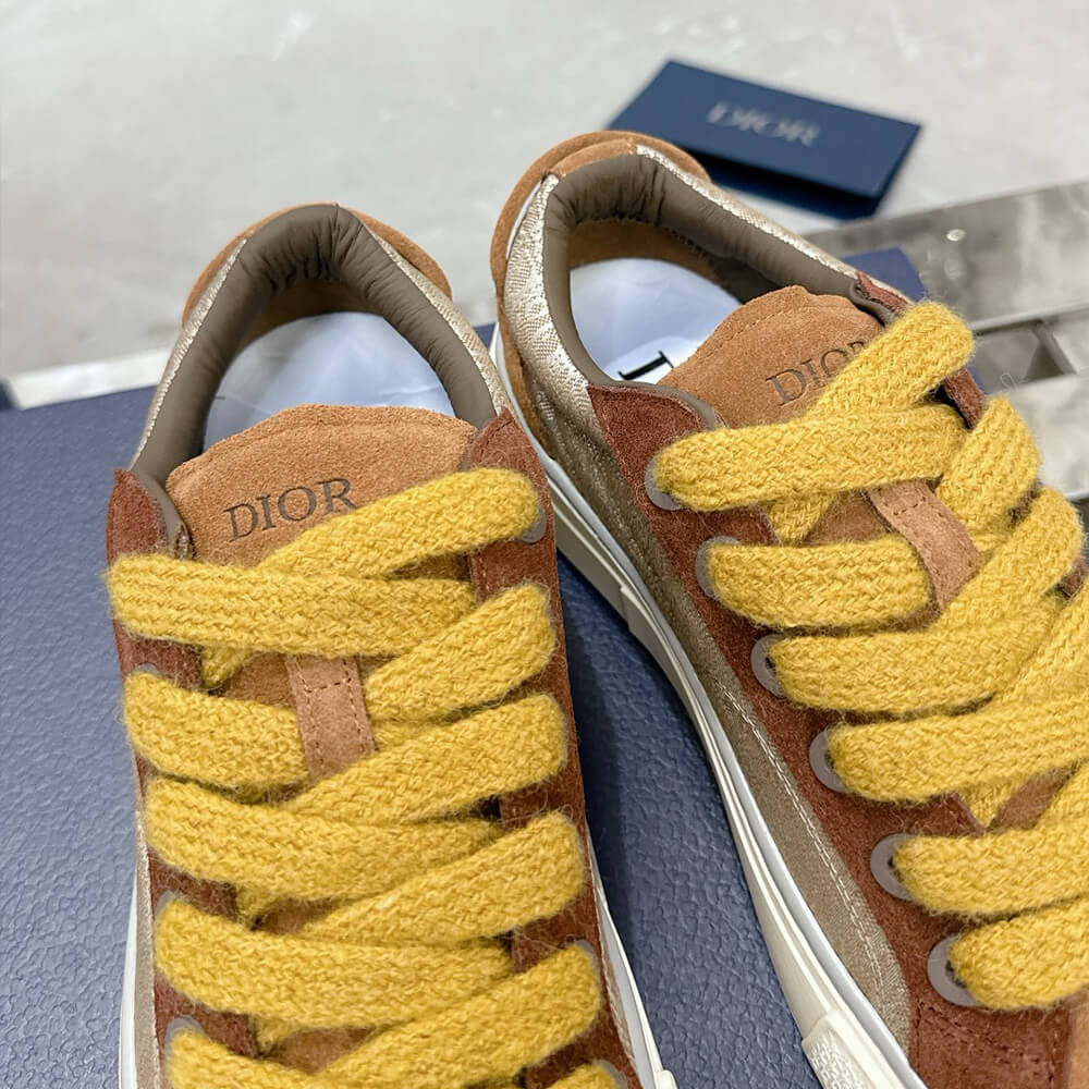 D*or b33 sneaker