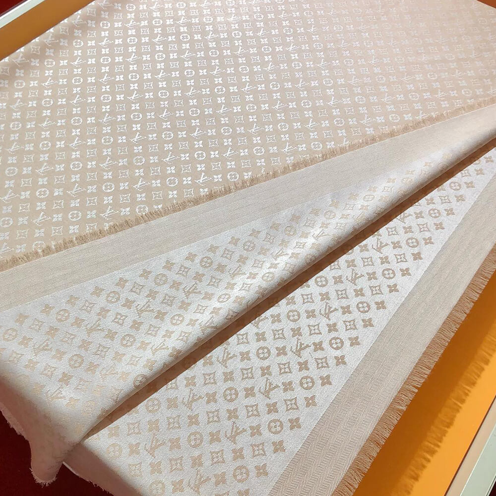 LV Evermore Shawl